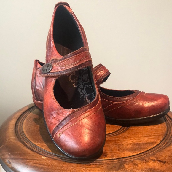 Aetrex Brown Leather Flats Topstitching EUC - Picture 9 of 16